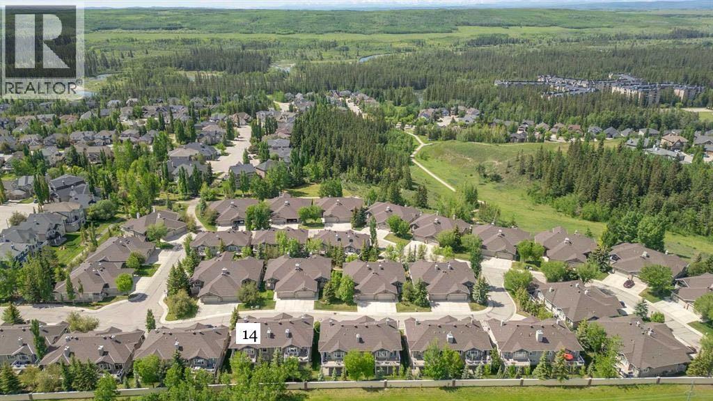 14 Discovery Woods Villas Sw, Calgary, Alberta  T3H 5A6 - Photo 3 - A2273726