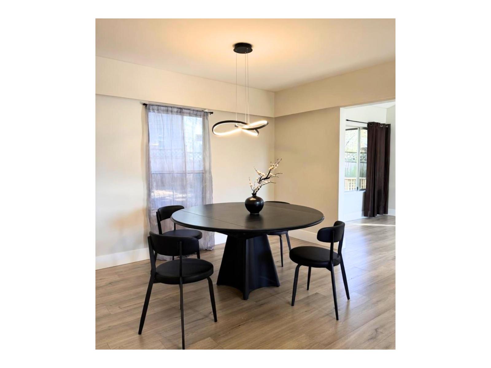 8366 Arbour Place, Delta, British Columbia  V4C 7H4 - Photo 5 - R3103335