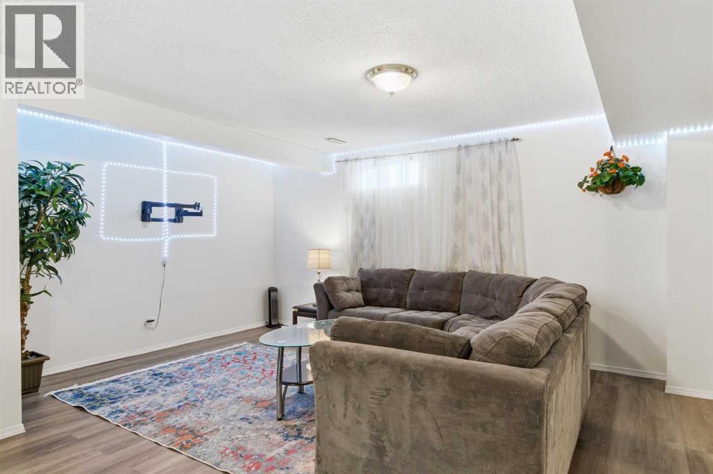 39 Arbour Ridge Mews Nw, Calgary, Alberta  T3G 3Z3 - Photo 39 - A2289465