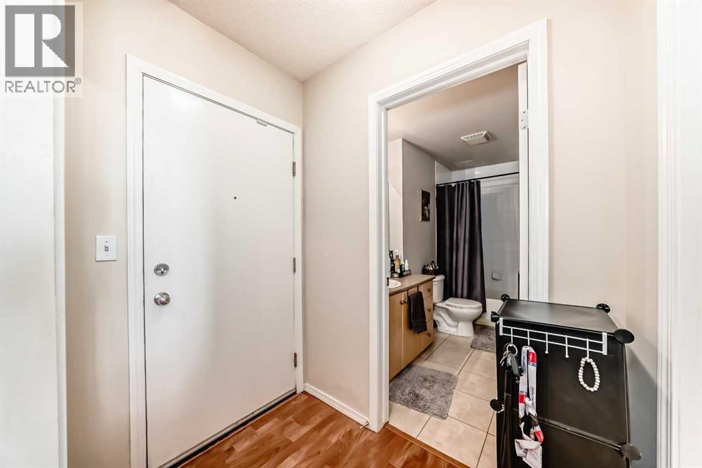 1804, 1053 10 Street SW, Calgary, Alberta  T2R 1S6 - Photo 3 - A2298831