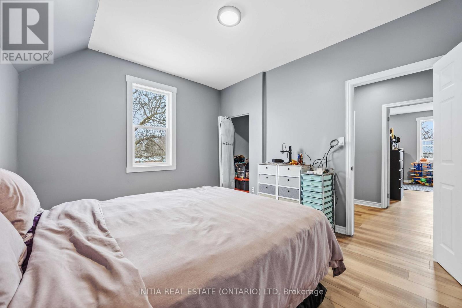 2565 Elizabeth Street, Oil Springs, Ontario  N0N 1P0 - Photo 22 - X12956316