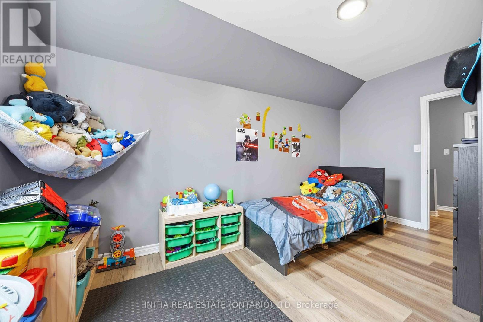 2565 Elizabeth Street, Oil Springs, Ontario  N0N 1P0 - Photo 23 - X12956316