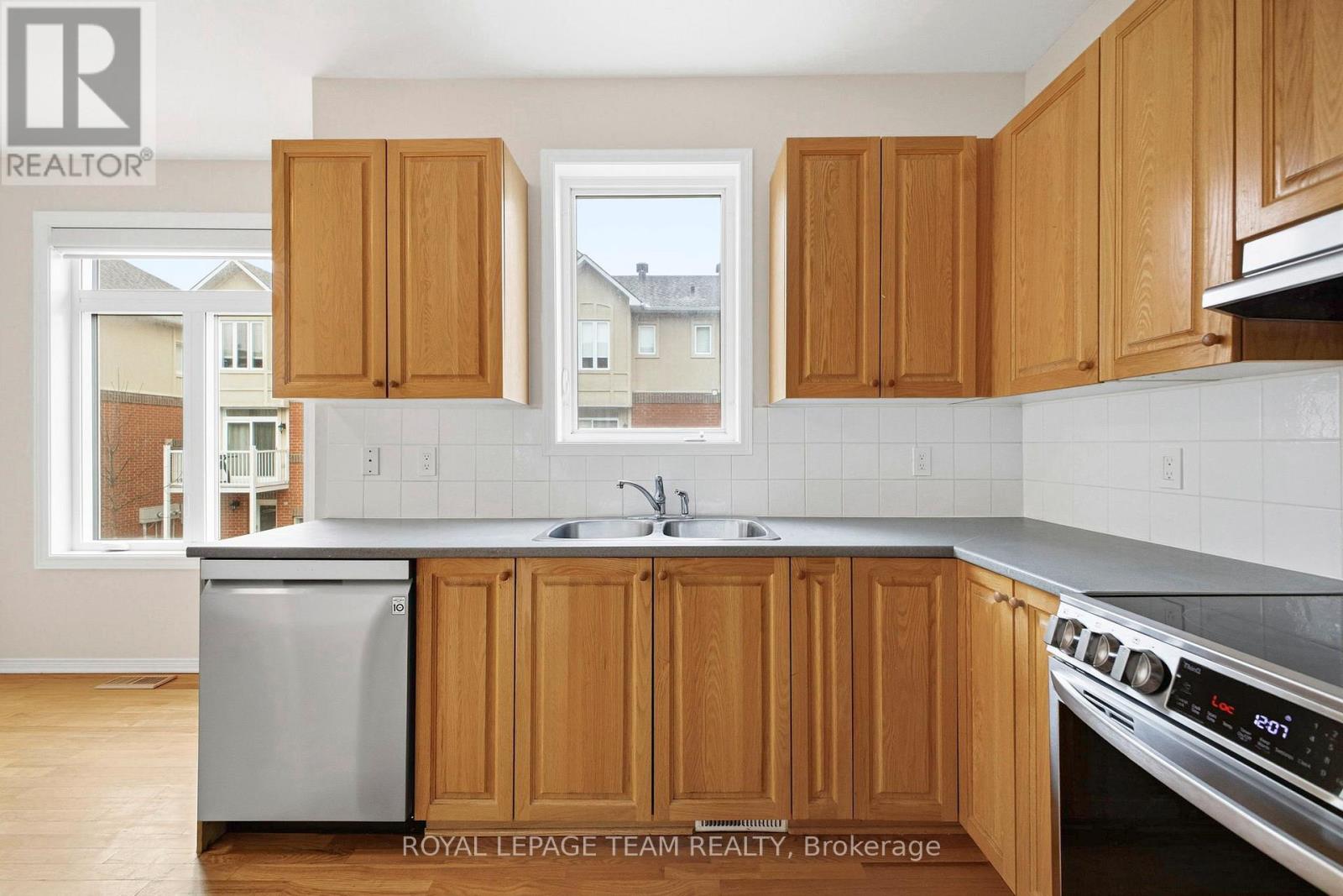 5 Island Creek Private, Ottawa, Ontario  K1Z 1C5 - Photo 14 - X12956314