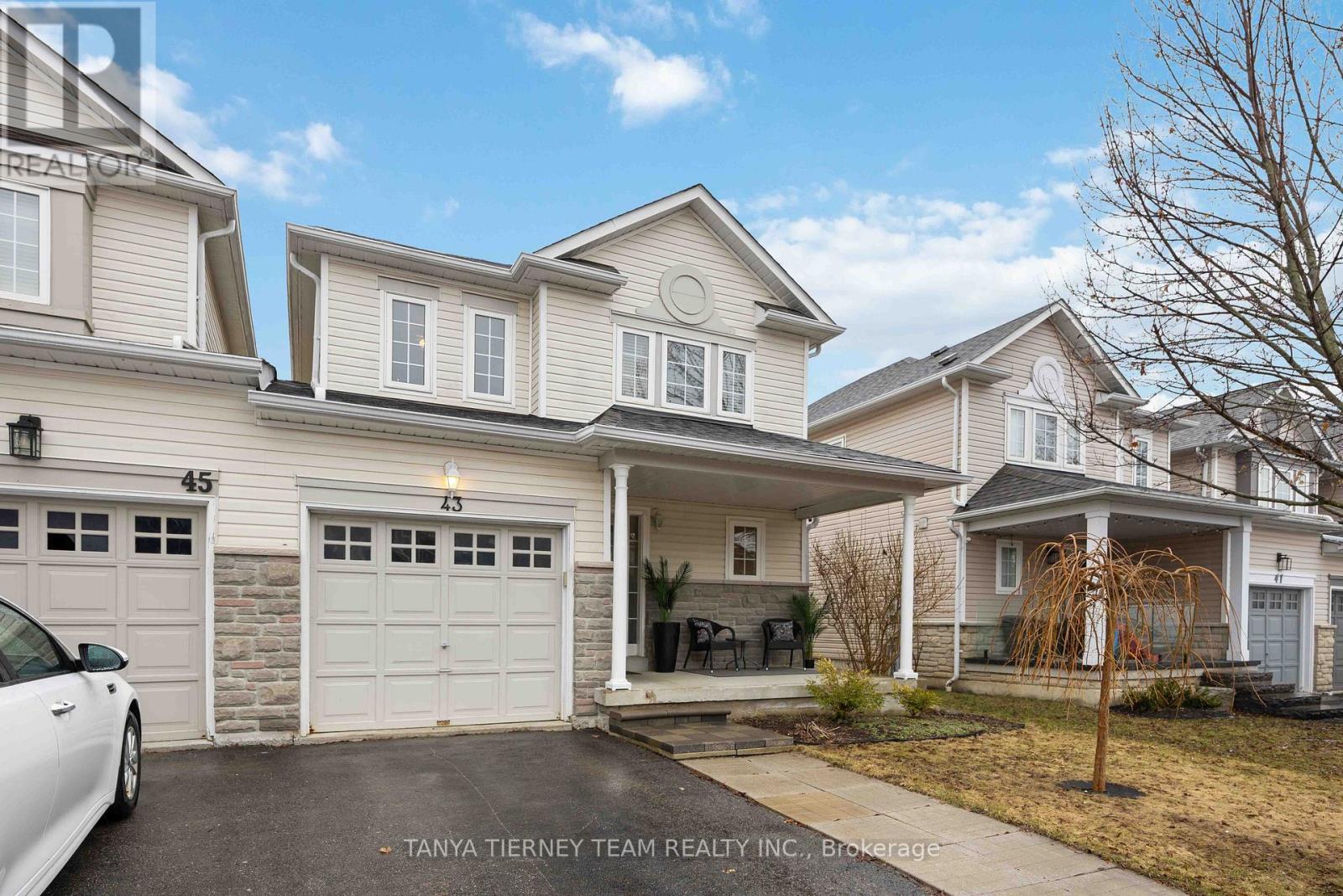 43 Corianne Avenue, Whitby, Ontario  L1M 2H9 - Photo 2 - E12956318