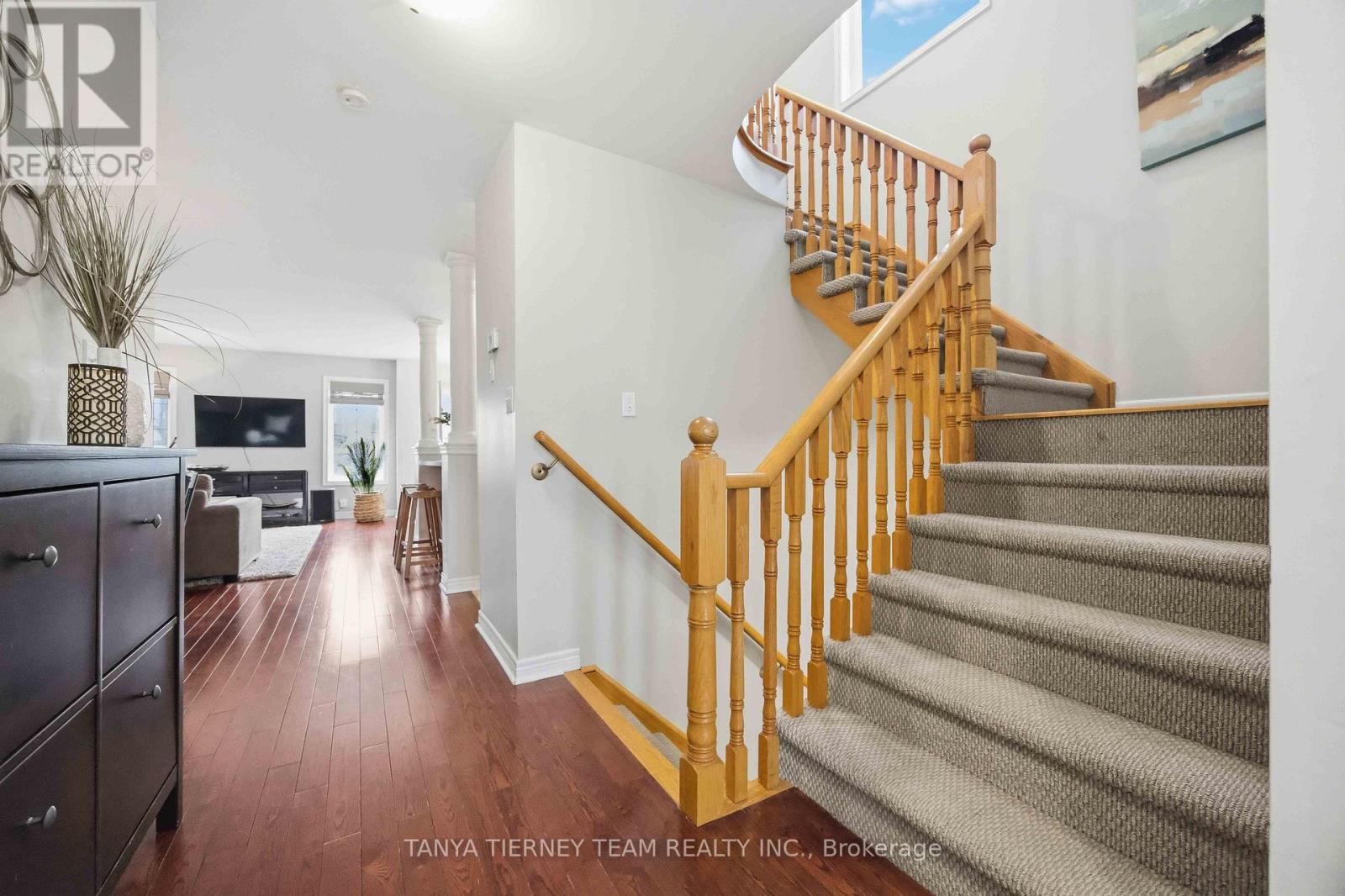 43 Corianne Avenue, Whitby, Ontario  L1M 2H9 - Photo 5 - E12956318