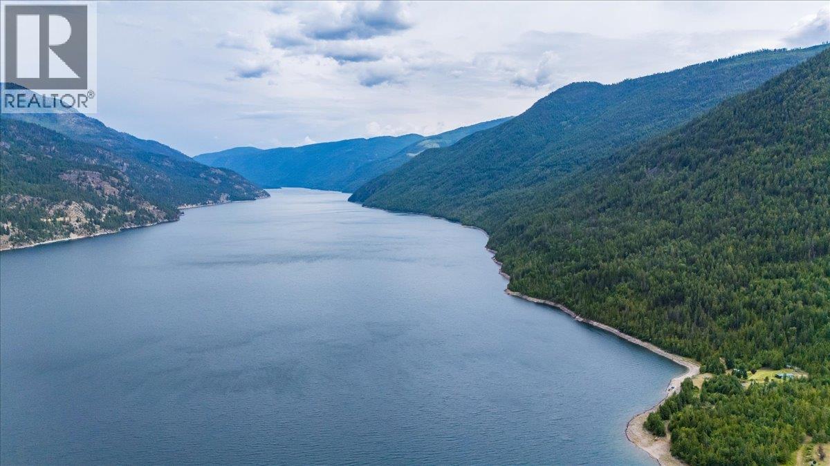 Lower Arrow Lake Lot# 5, Castlegar, British Columbia