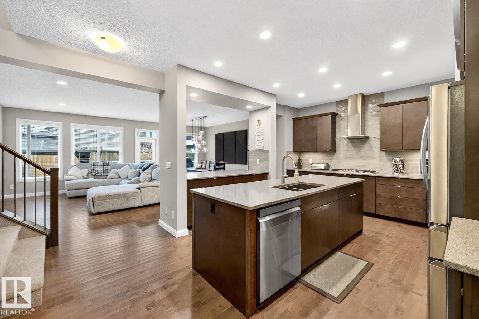 17838 60a St Nw, Edmonton, Alberta  T5Y 3T2 - Photo 7 - E4473813