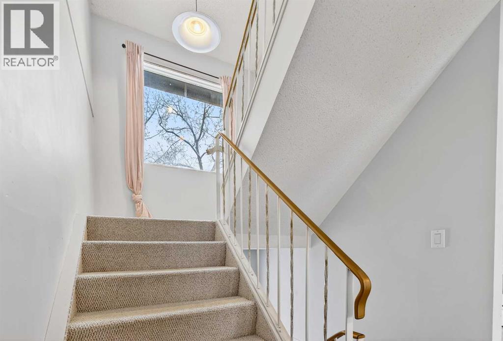 1502 Ranchlands Way NW, Calgary, Alberta  T3G 1R2 - Photo 11 - A2296554