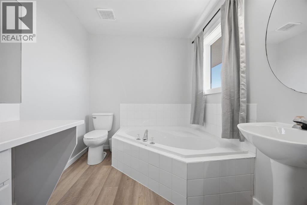 531 Pioneer Drive W, Irricana, Alberta  T0M 1B0 - Photo 30 - A2297767