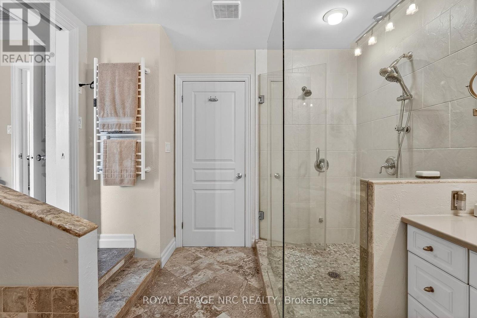 11 Peel Street, St. Catharines, Ontario  L2N 5A2 - Photo 30 - X12829110