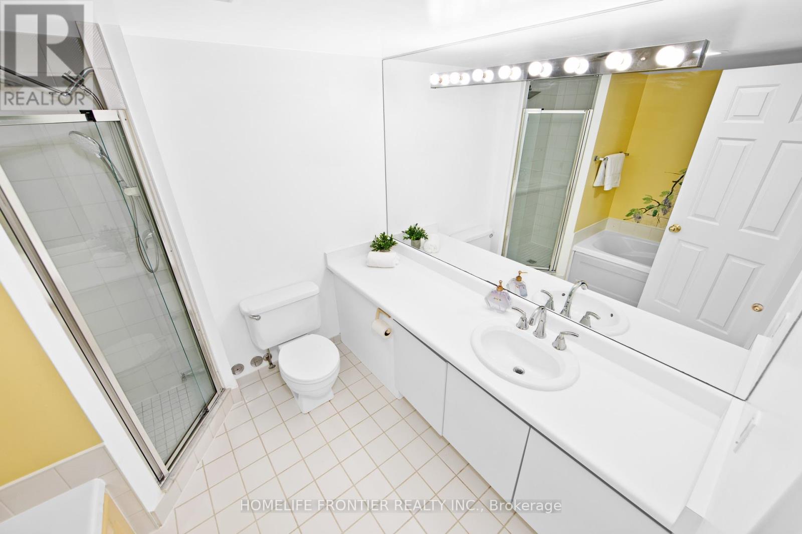 440 - 22 Southport Street, Toronto, Ontario M6S 4Y9 - Photo 12 - W12955810