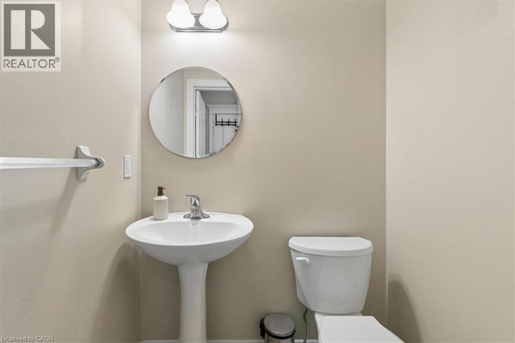 70 Curzon Crescent, Guelph, Ontario  N1K 1Z8 - Photo 5 - 40817538