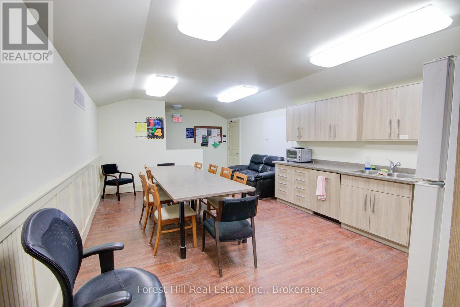 Unknown Address, ,    - Photo 44 - X12956356