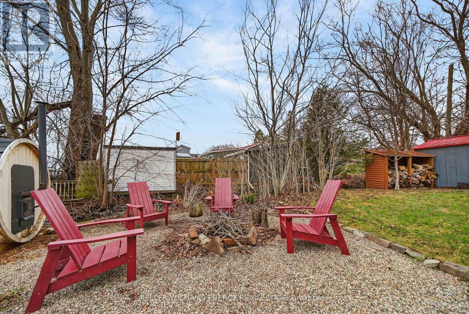 1071c Lakeside Drive, Prince Edward County, Ontario  K0K 1T0 - Photo 13 - X12956334