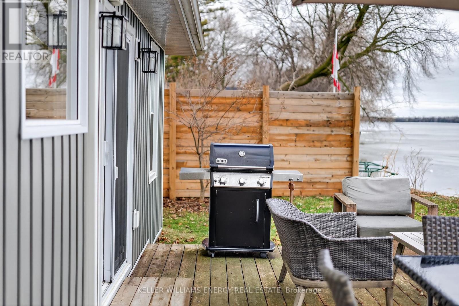 1071c Lakeside Drive, Prince Edward County, Ontario  K0K 1T0 - Photo 16 - X12956334