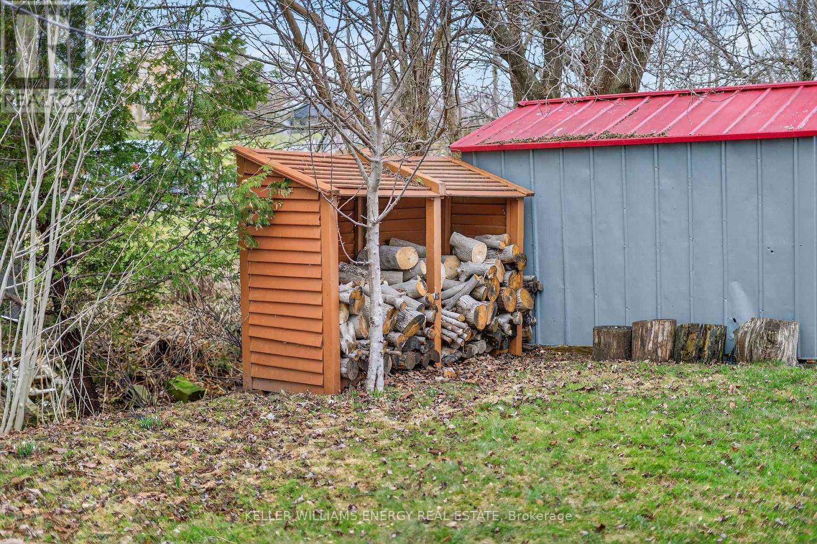 1071c Lakeside Drive, Prince Edward County, Ontario  K0K 1T0 - Photo 17 - X12956334