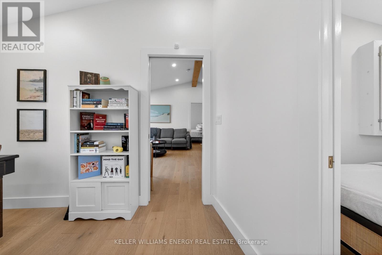 1071c Lakeside Drive, Prince Edward County, Ontario  K0K 1T0 - Photo 23 - X12956334