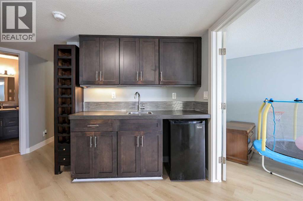 112 Eastpointe Drive, Blackfalds, Alberta  T4M 0B1 - Photo 41 - A2298776