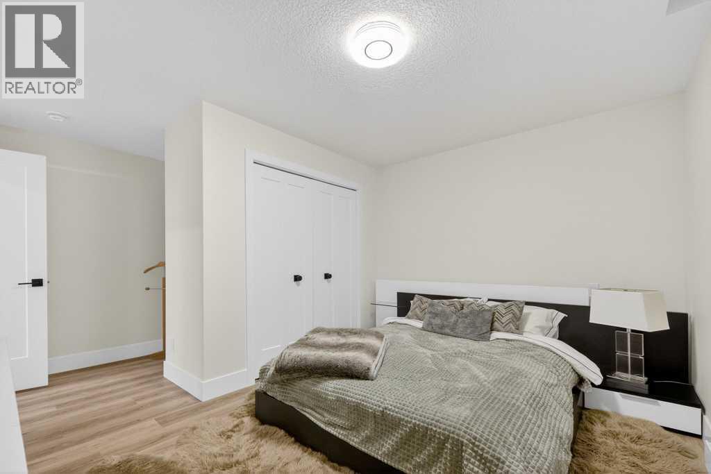 105 Westpoint Way SW, Calgary, Alberta  T3H 2A5 - Photo 41 - A2295884