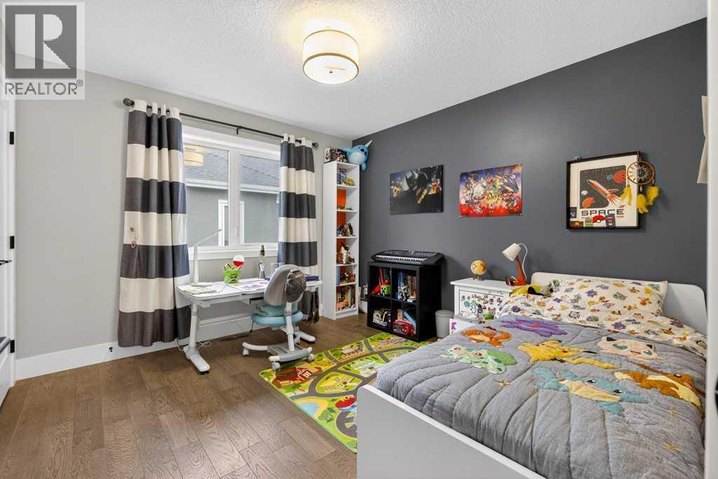 105 Westpoint Way SW, Calgary, Alberta  T3H 2A5 - Photo 31 - A2295884