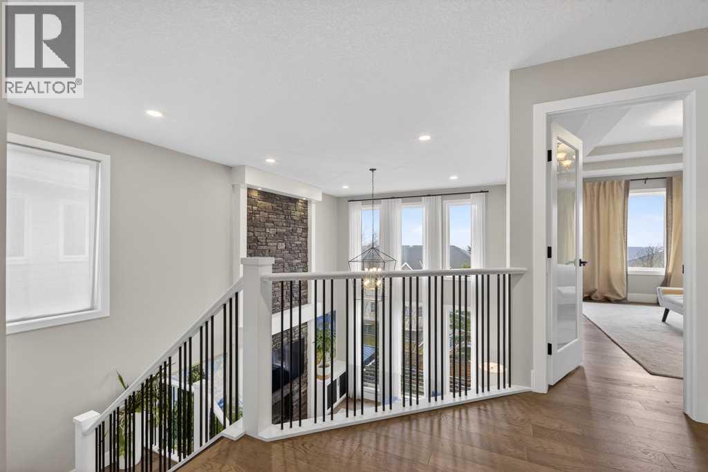 105 Westpoint Way SW, Calgary, Alberta  T3H 2A5 - Photo 19 - A2295884