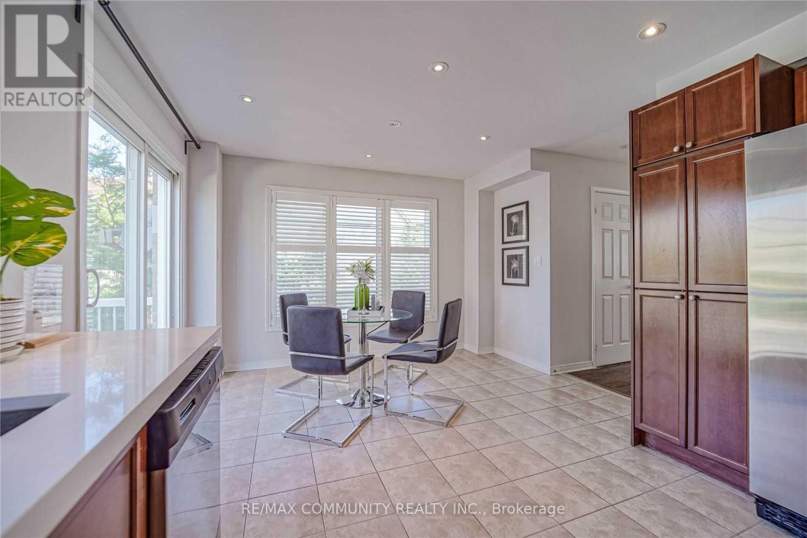 1 Burnsborough Street, Ajax, Ontario  L1S 0A7 - Photo 15 - E12956342