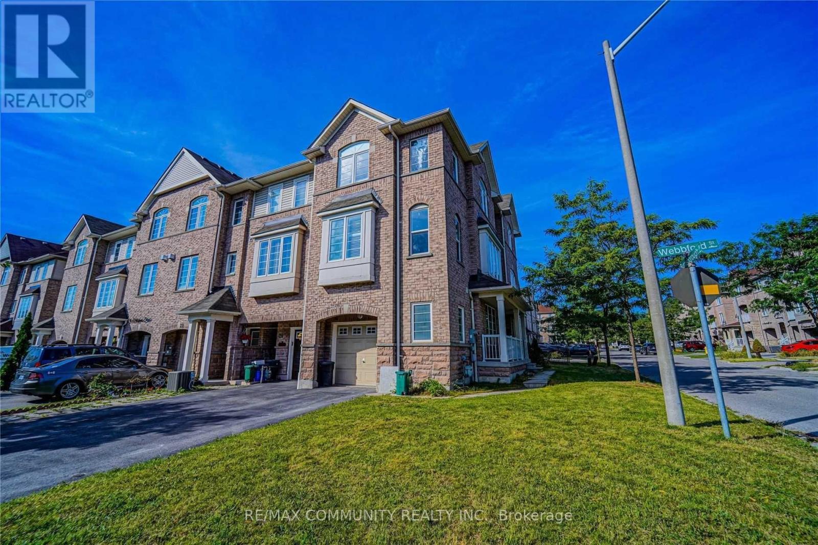 1 Burnsborough Street, Ajax, Ontario  L1S 0A7 - Photo 3 - E12956342