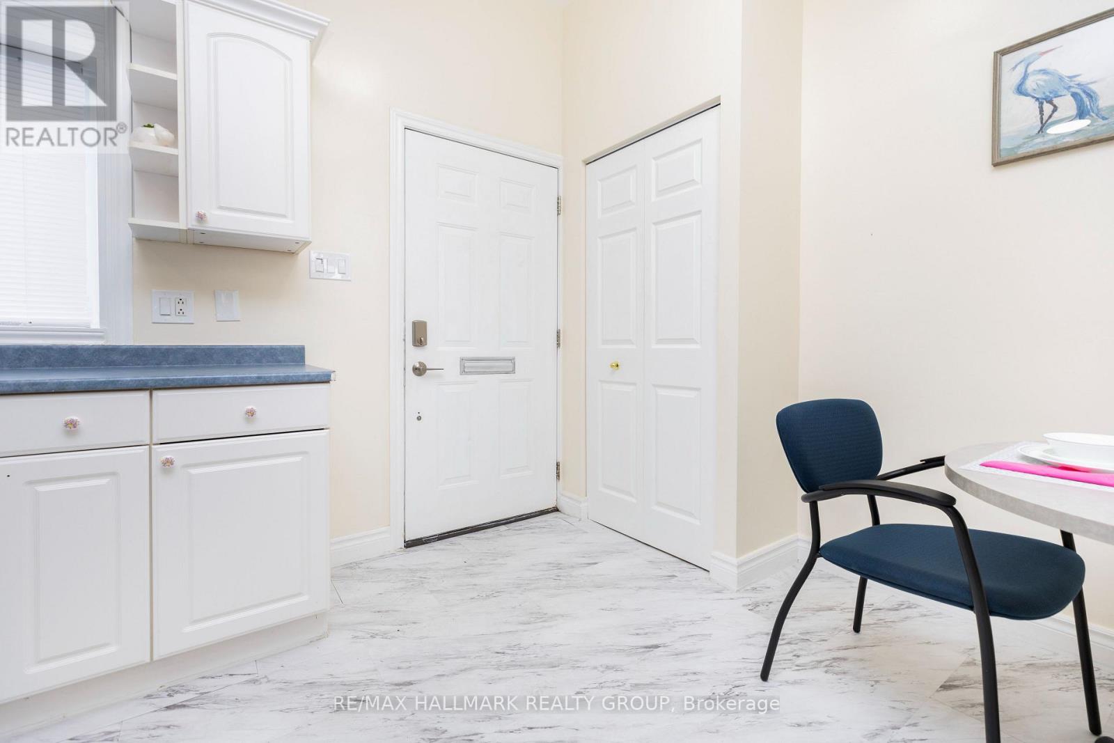 5 - 456 Bronson Avenue, Ottawa, Ontario  K1R 6J6 - Photo 6 - X12956326