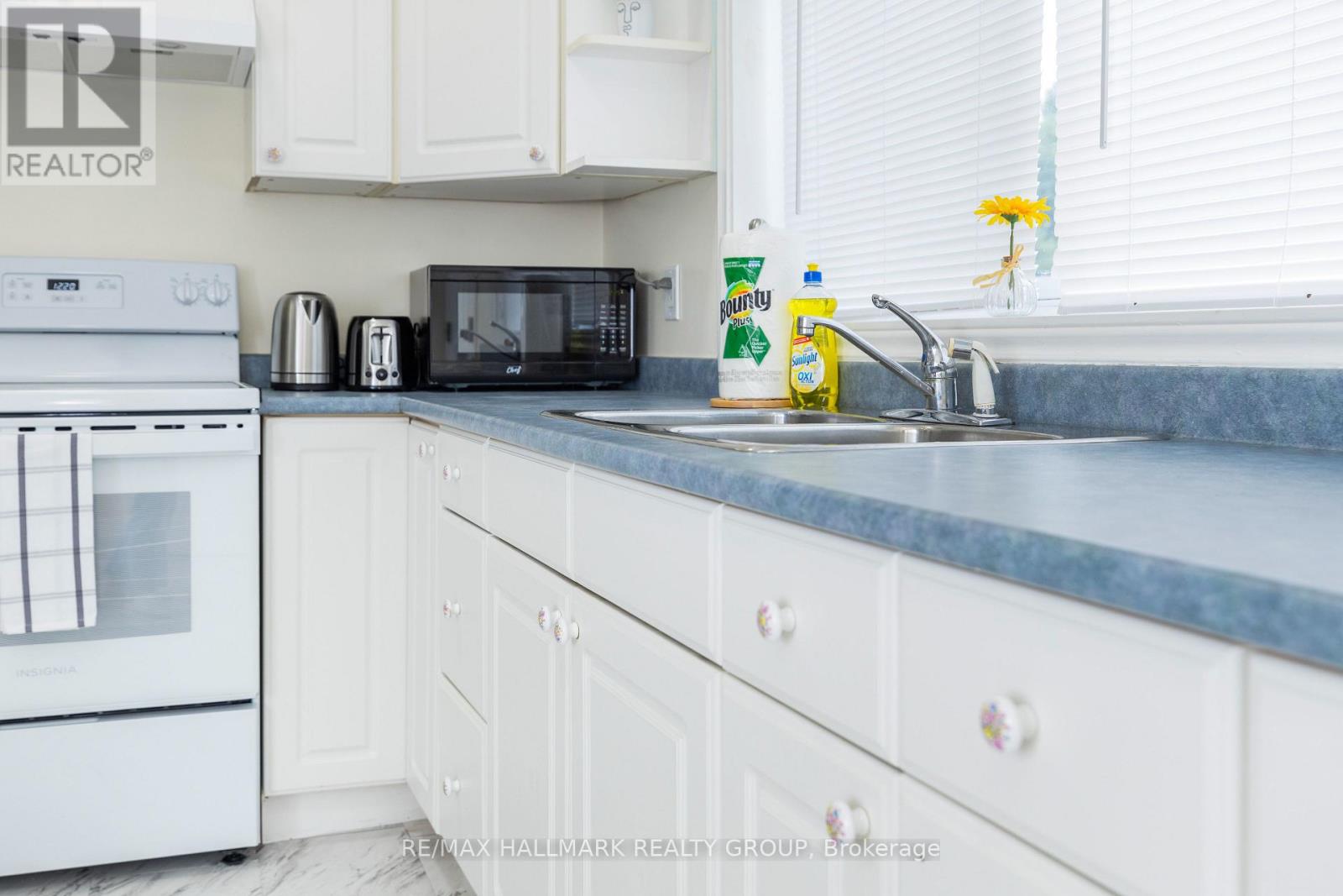 5 - 456 Bronson Avenue, Ottawa, Ontario  K1R 6J6 - Photo 8 - X12956326