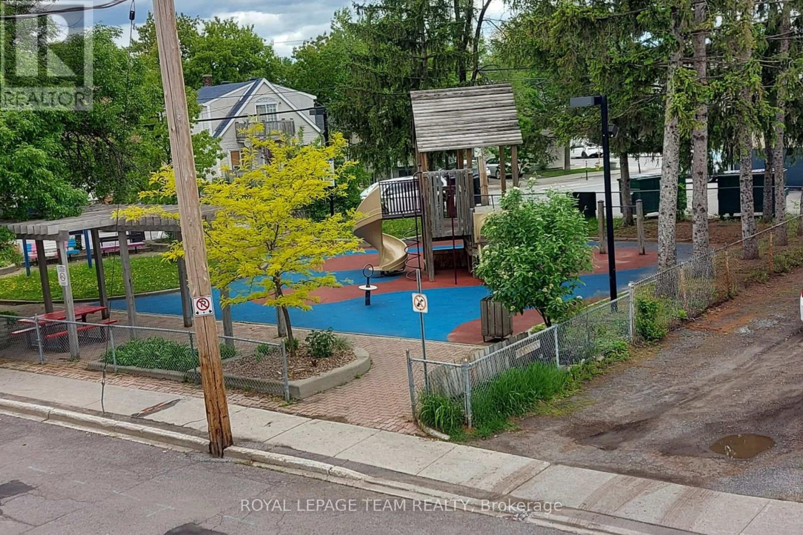 236 Emond Street, Ottawa, Ontario  K1L 7R8 - Photo 17 - X12956338