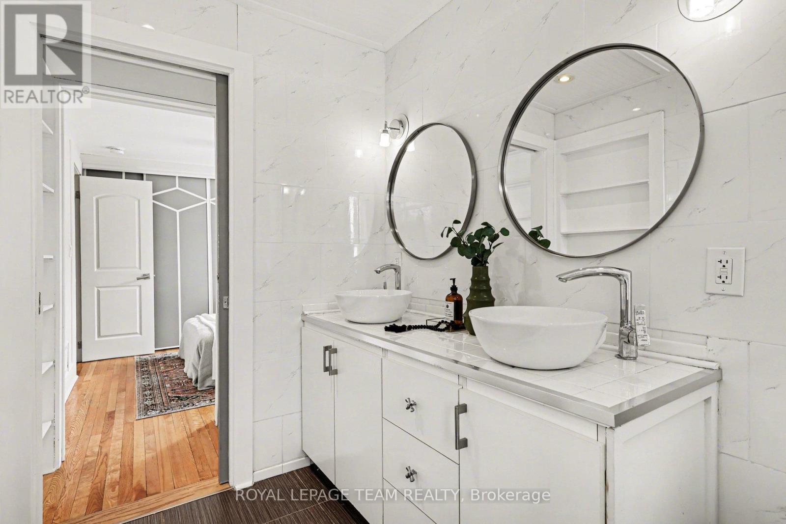 236 Emond Street, Ottawa, Ontario  K1L 7R8 - Photo 21 - X12956338