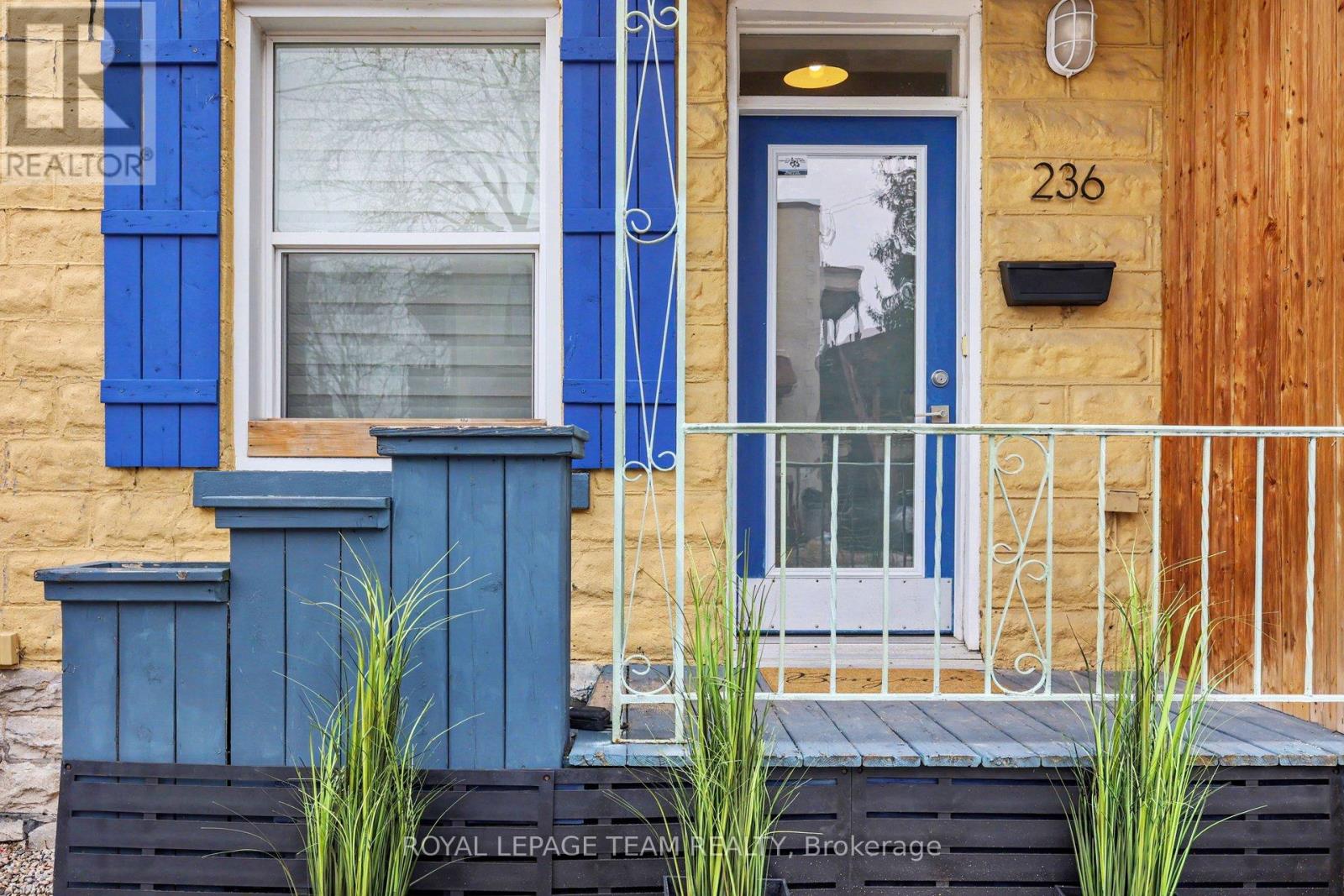 236 Emond Street, Ottawa, Ontario  K1L 7R8 - Photo 3 - X12956338