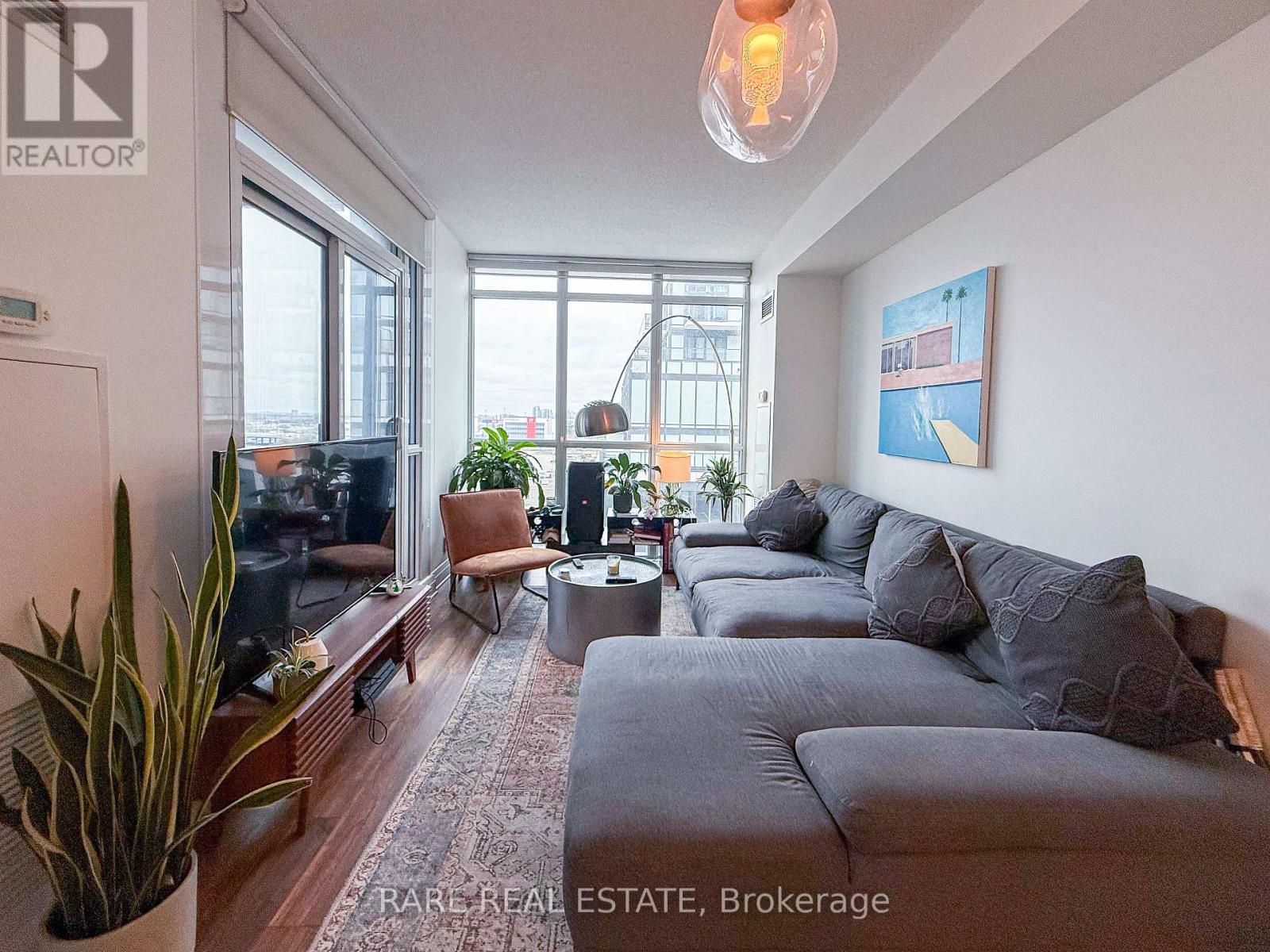 804 - 1185 The Queensway, Toronto, Ontario  M8Z 0C6 - Photo 2 - W12956324