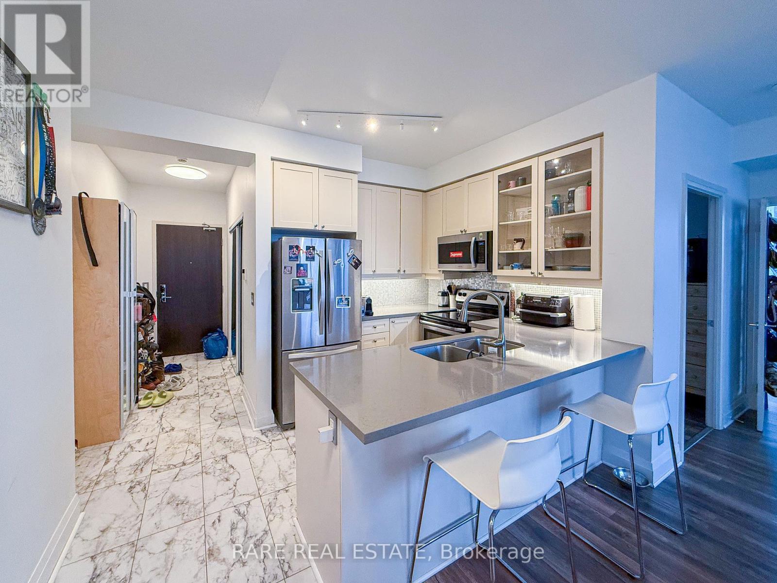 804 - 1185 The Queensway, Toronto, Ontario  M8Z 0C6 - Photo 4 - W12956324