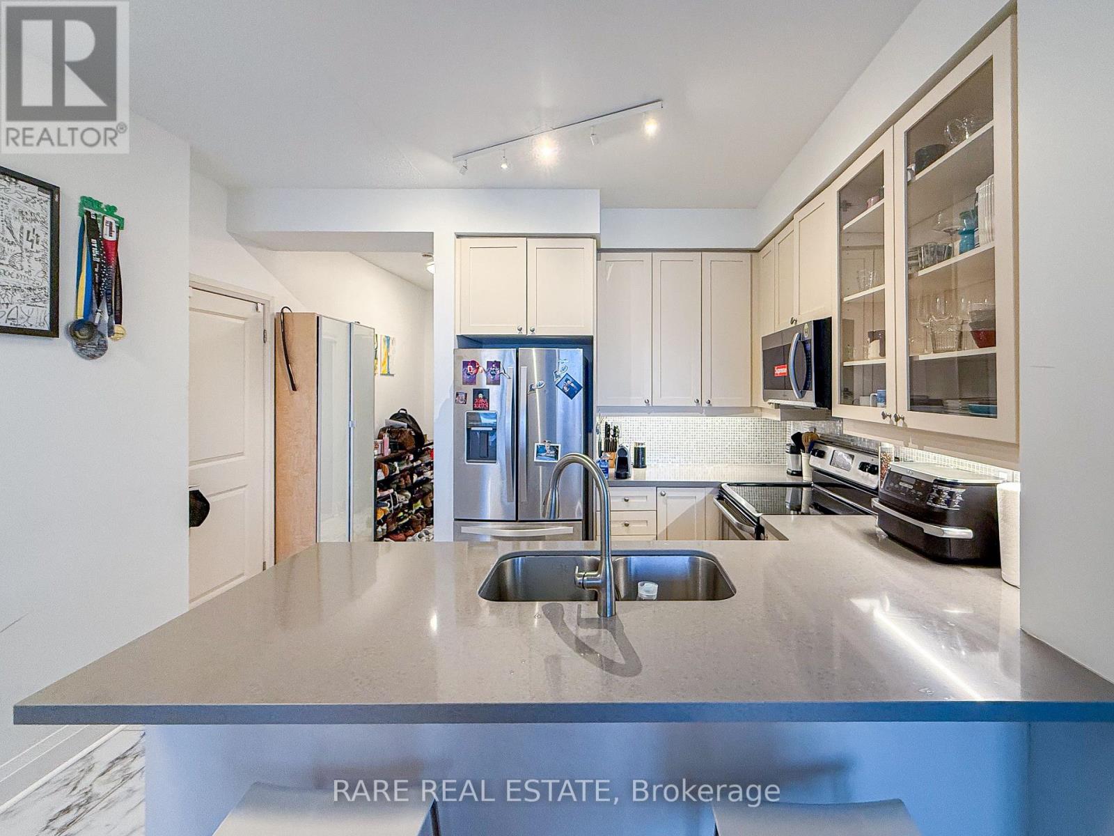 804 - 1185 The Queensway, Toronto, Ontario  M8Z 0C6 - Photo 6 - W12956324