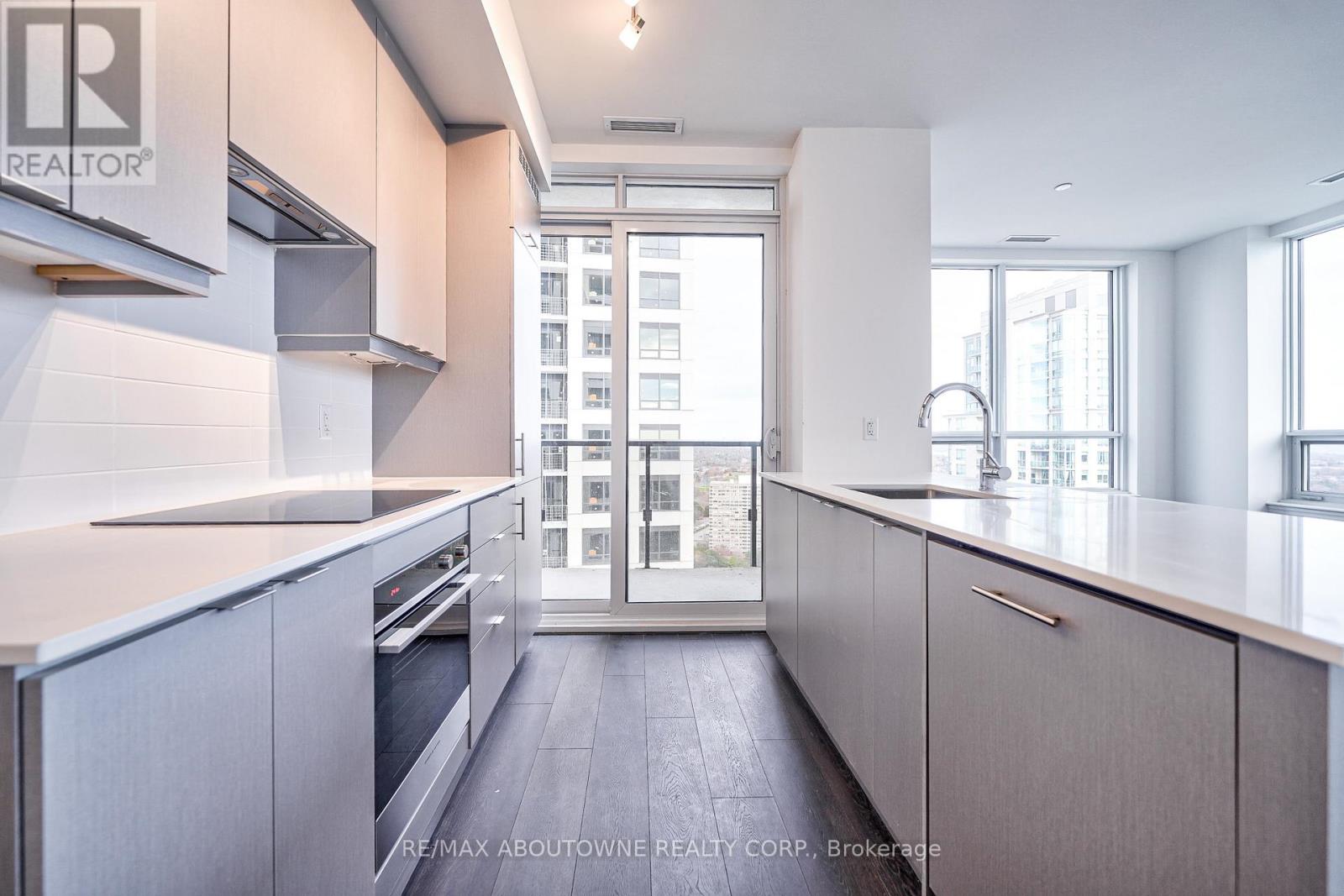 2604 - 36 Elm Drive W, Mississauga, Ontario  L5B 1L9 - Photo 19 - W12956328