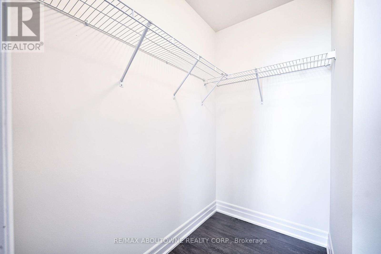 2604 - 36 Elm Drive W, Mississauga, Ontario  L5B 1L9 - Photo 36 - W12956328