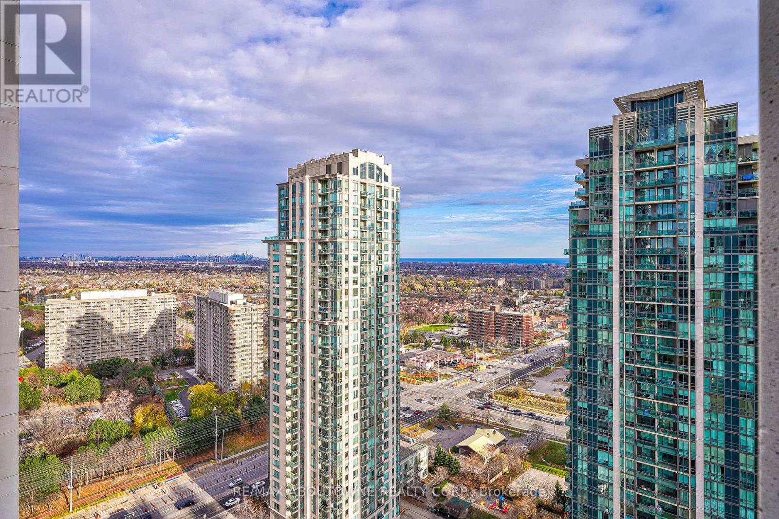 2604 - 36 Elm Drive W, Mississauga, Ontario  L5B 1L9 - Photo 42 - W12956328