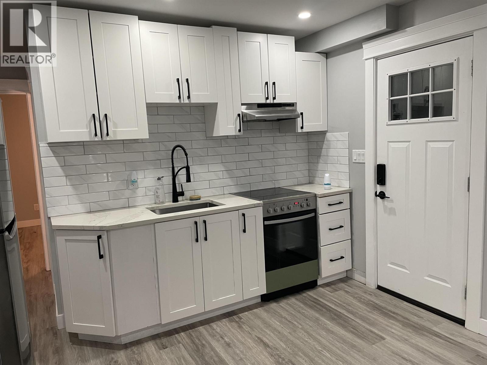 4287 Napier Street, Burnaby, British Columbia  V6X 3V7 - Photo 2 - R3099785