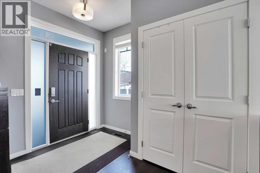 2 Aspen Summit Mount SW, Calgary, Alberta  T3H 0V8 - Photo 4 - A2298456