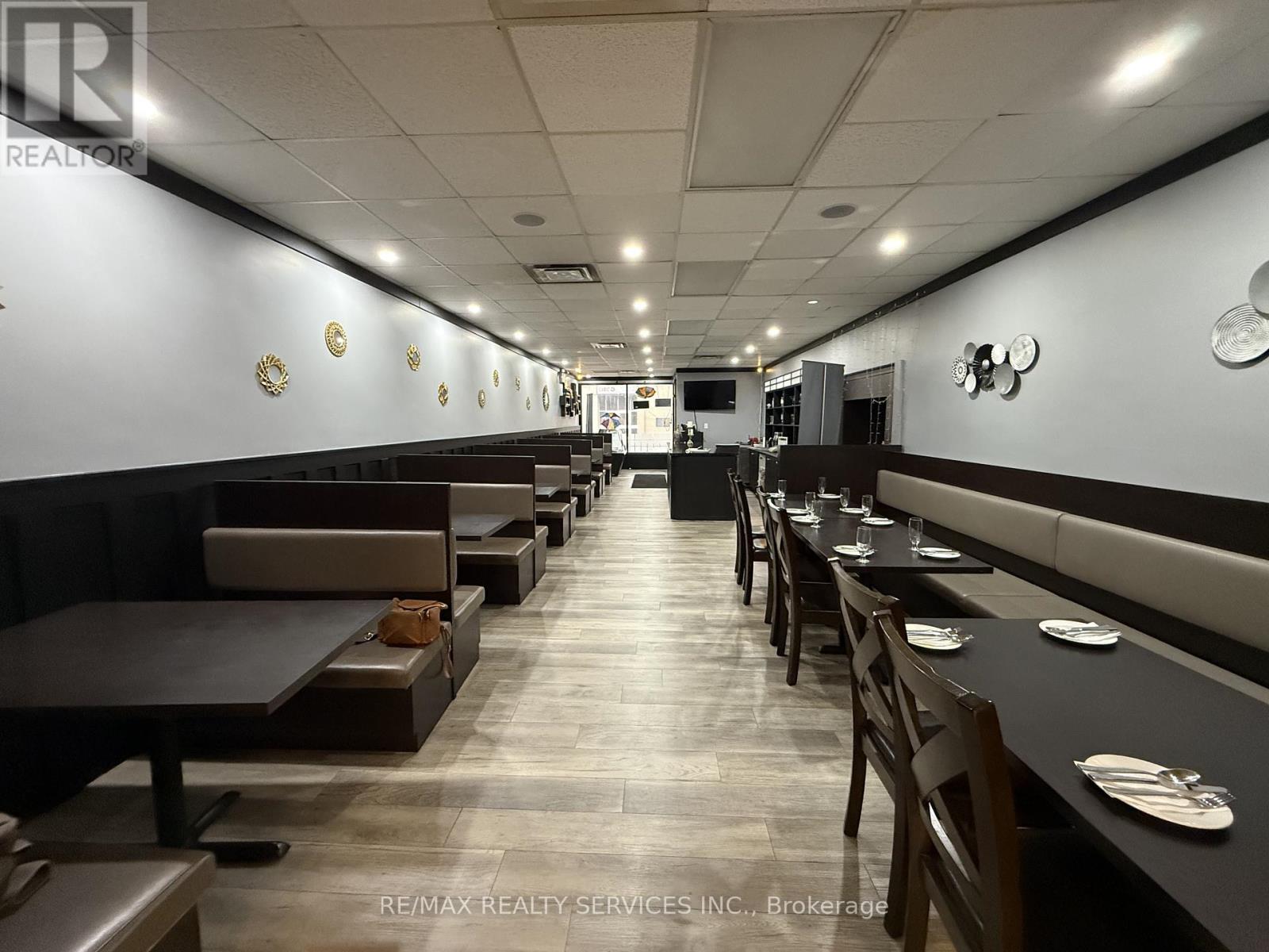 411 Dundas Street, Woodstock, Ontario  N4S 1B8 - Photo 7 - X12956354