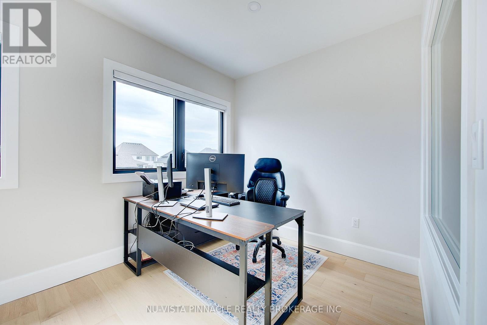 564 Creekview Chase, London North, Ontario  N6G 3X8 - Photo 38 - X12955388