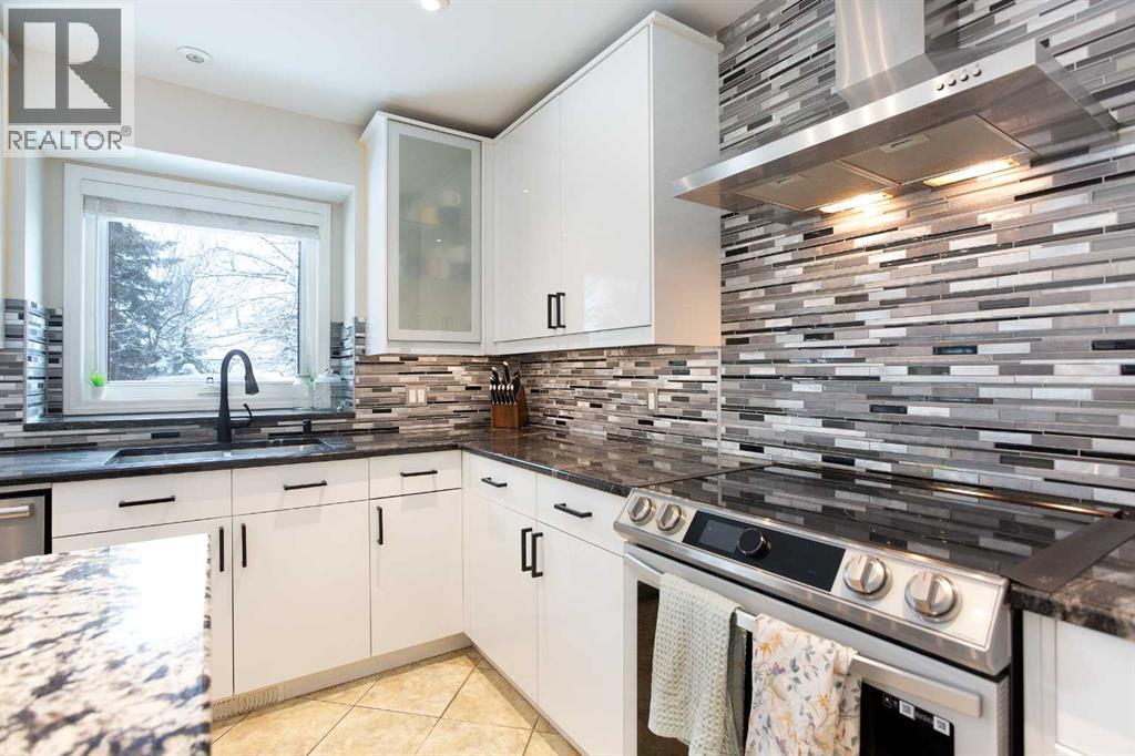 16 Suncanyon Park Se, Calgary, Alberta  T2X 2Z4 - Photo 20 - A2298676