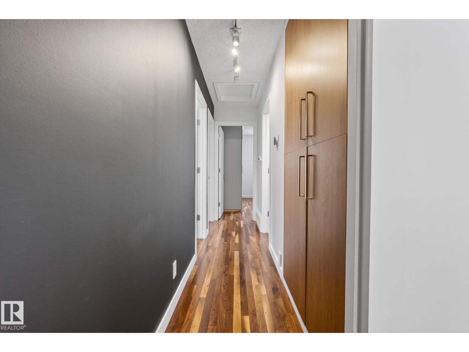 9736 78 Avenue Nw, Edmonton, Alberta  T6E 1N2 - Photo 18 - E4480632