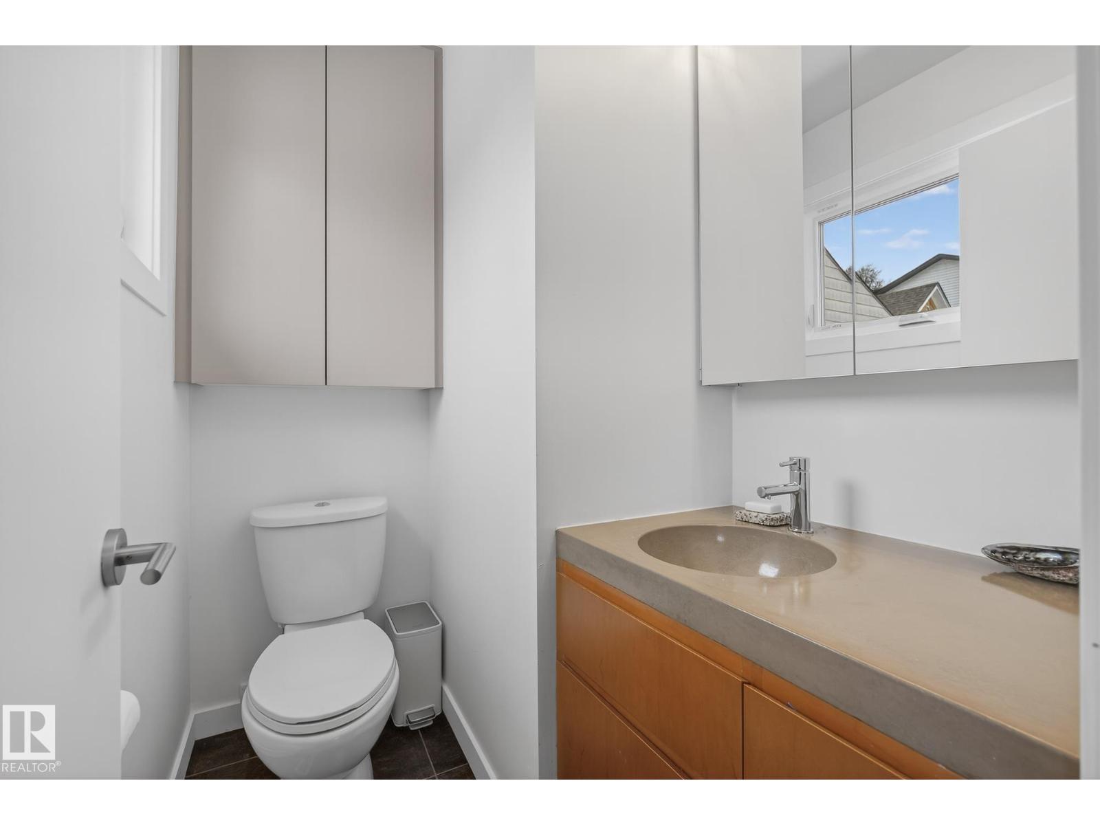 9736 78 Avenue Nw, Edmonton, Alberta  T6E 1N2 - Photo 21 - E4480632