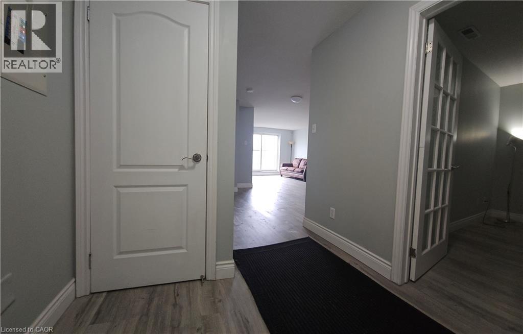 135 James Street S Unit# 1110, Hamilton, Ontario  L8P 2Z6 - Photo 2 - 40817520