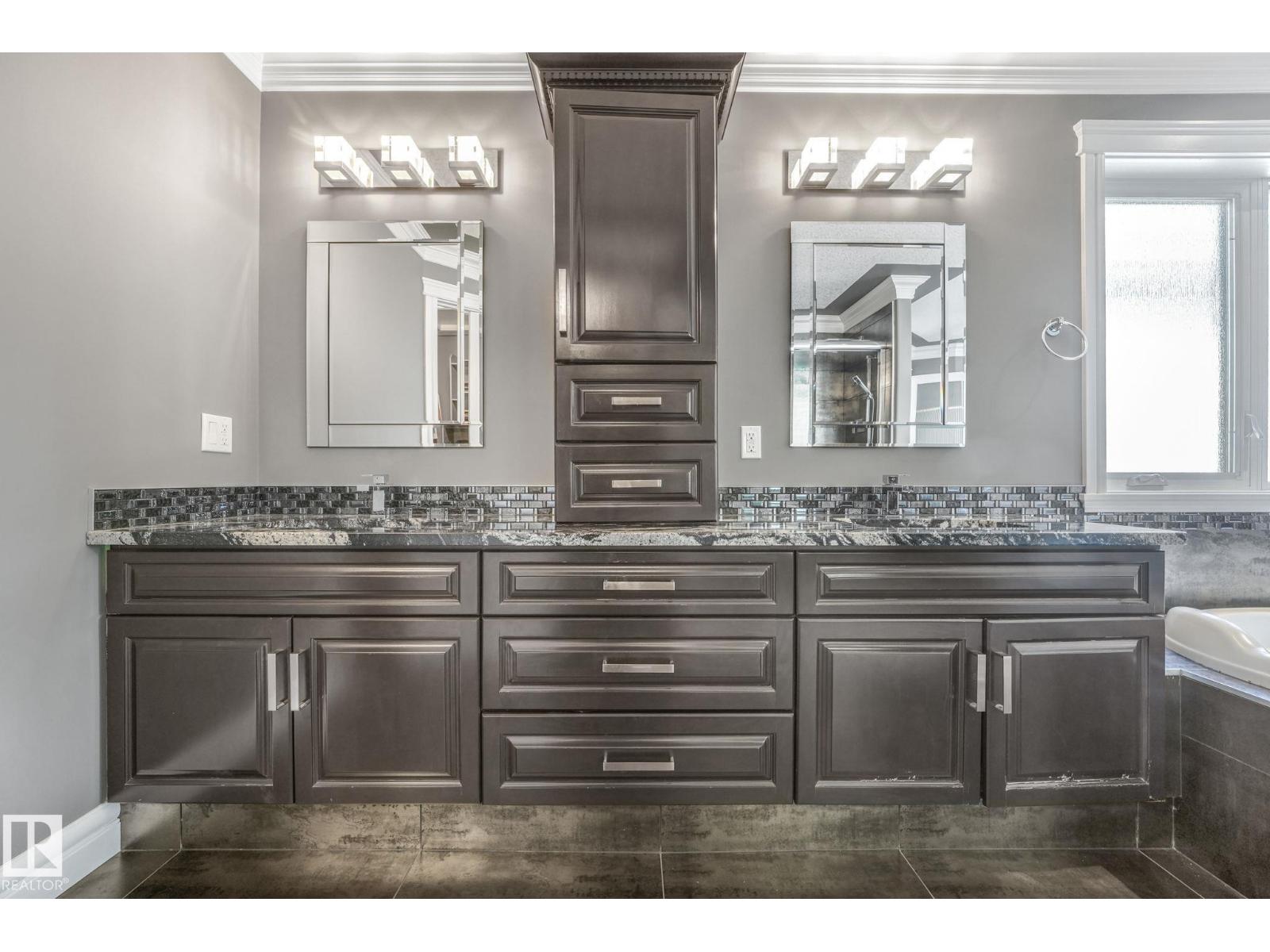 1360 Cunningham Dr Sw, Edmonton, Alberta  T6W 2R6 - Photo 25 - E4480070