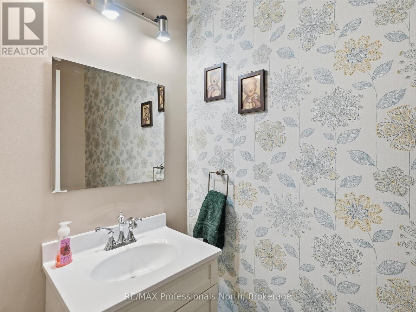 1 Glendale Road, Bracebridge, Ontario  P1L 1B3 - Photo 18 - X12956360