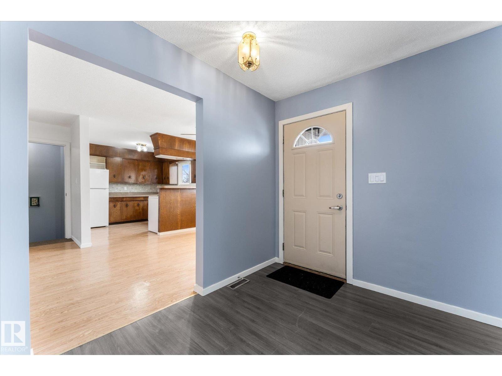 4520 54 Av, Leduc, Alberta  T9E 5W1 - Photo 2 - E4480637