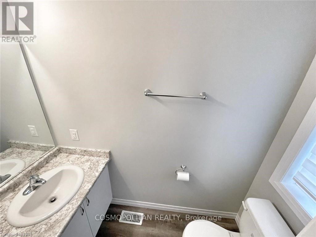 6715 Cropp St Street, Niagara Falls, Ontario  L2E 0B7 - Photo 16 - X12956358